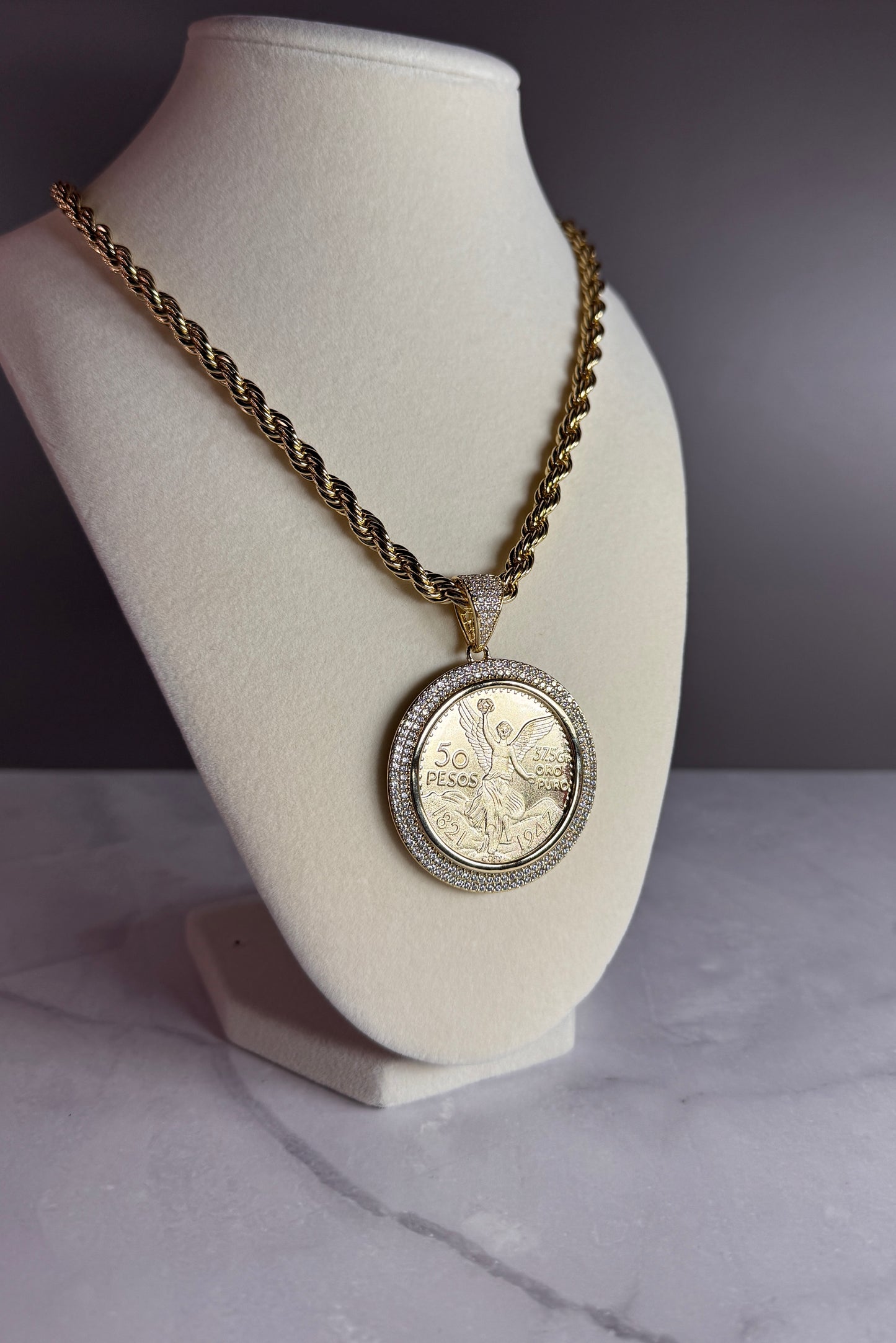 Centenario With Diamonds