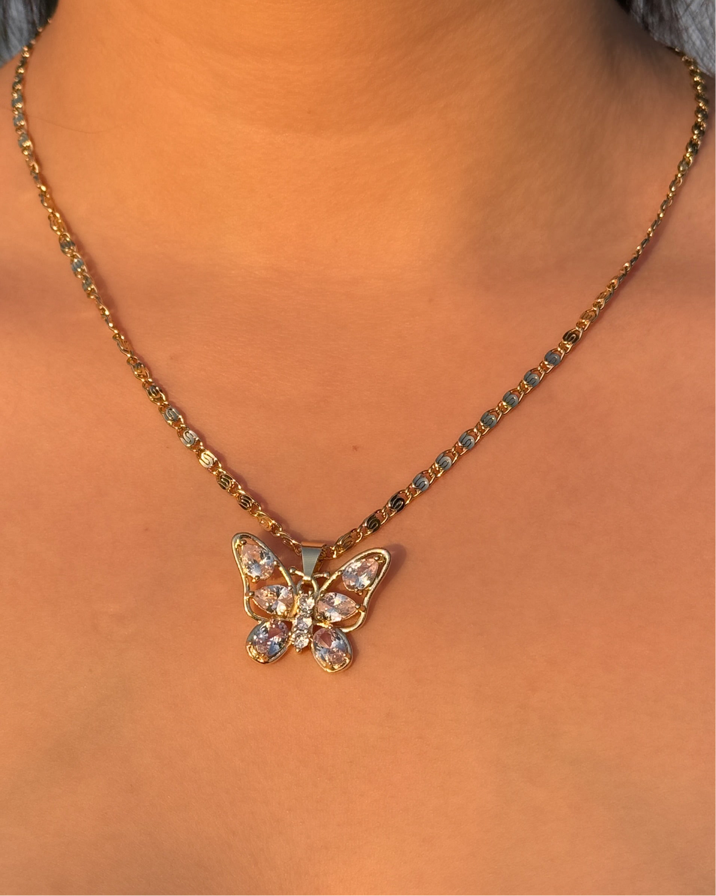 🦋 Crystal Butterfly Necklace