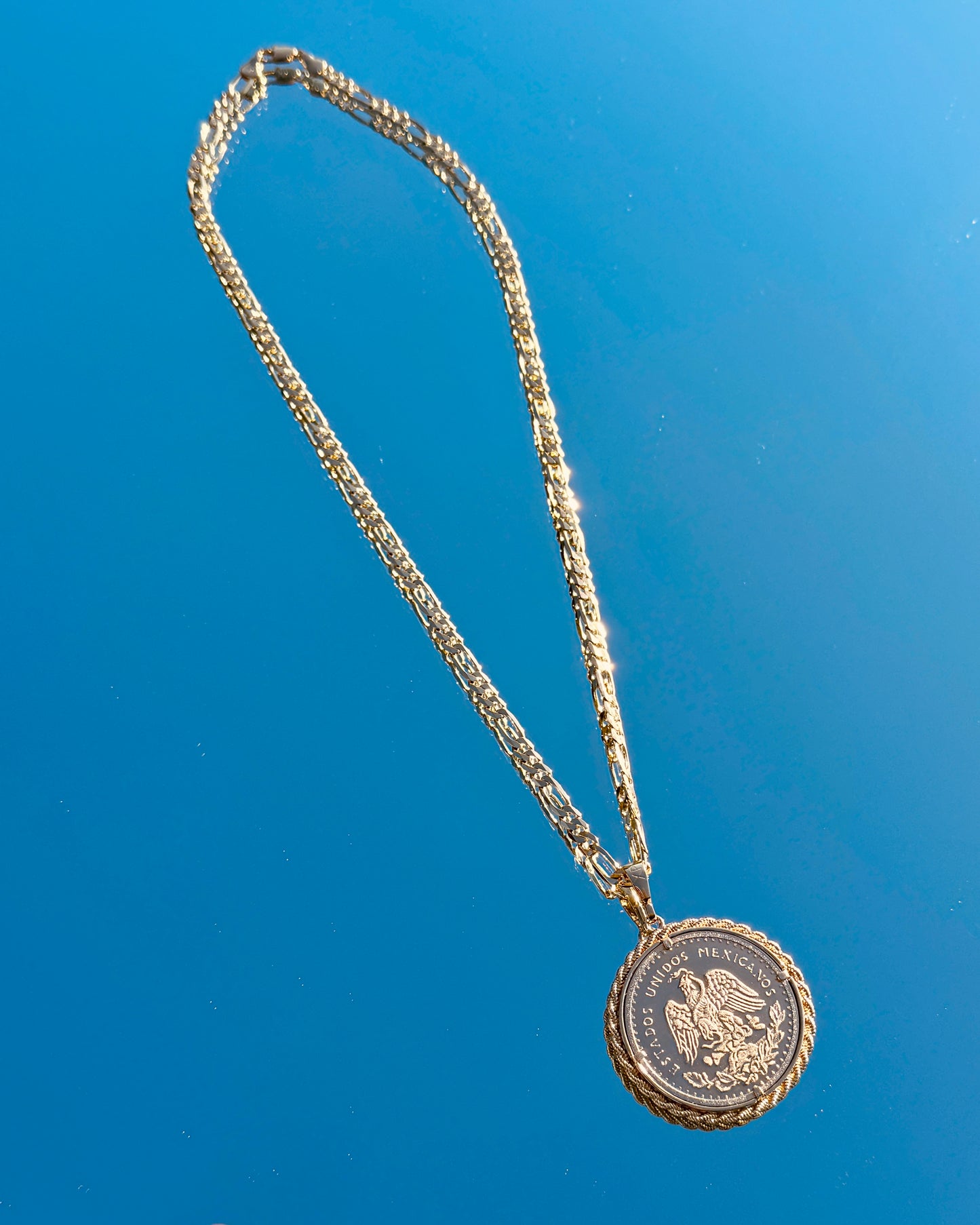Centenario Pendant With Figaro Chain