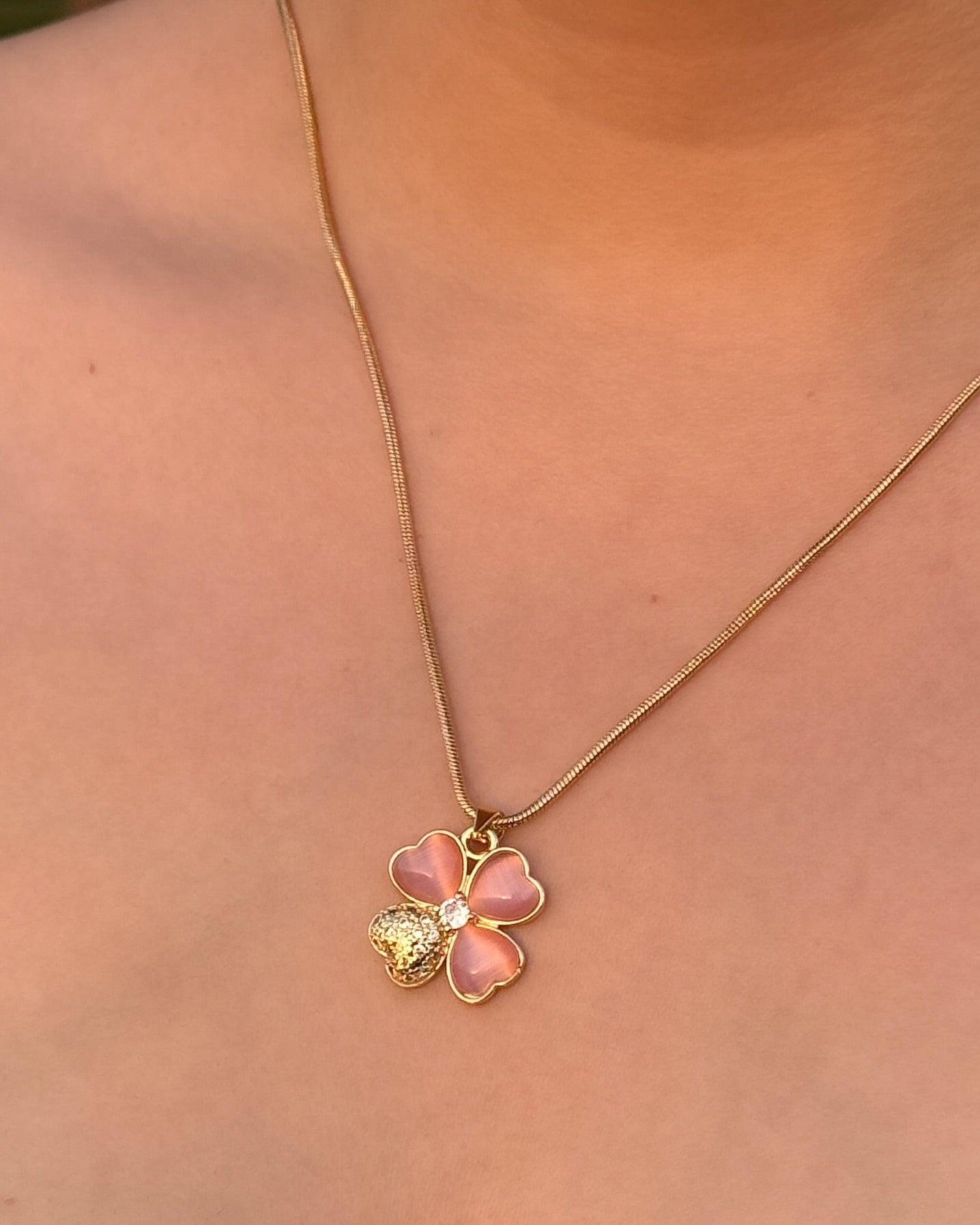 🌸 Blush Clover Elegance Necklace