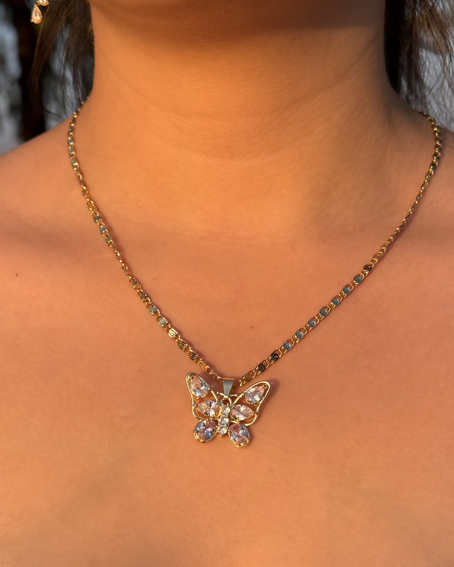 🦋 Crystal Butterfly Necklace