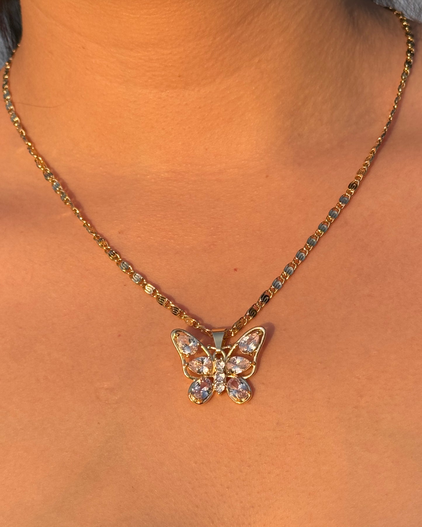🦋 Crystal Butterfly Necklace